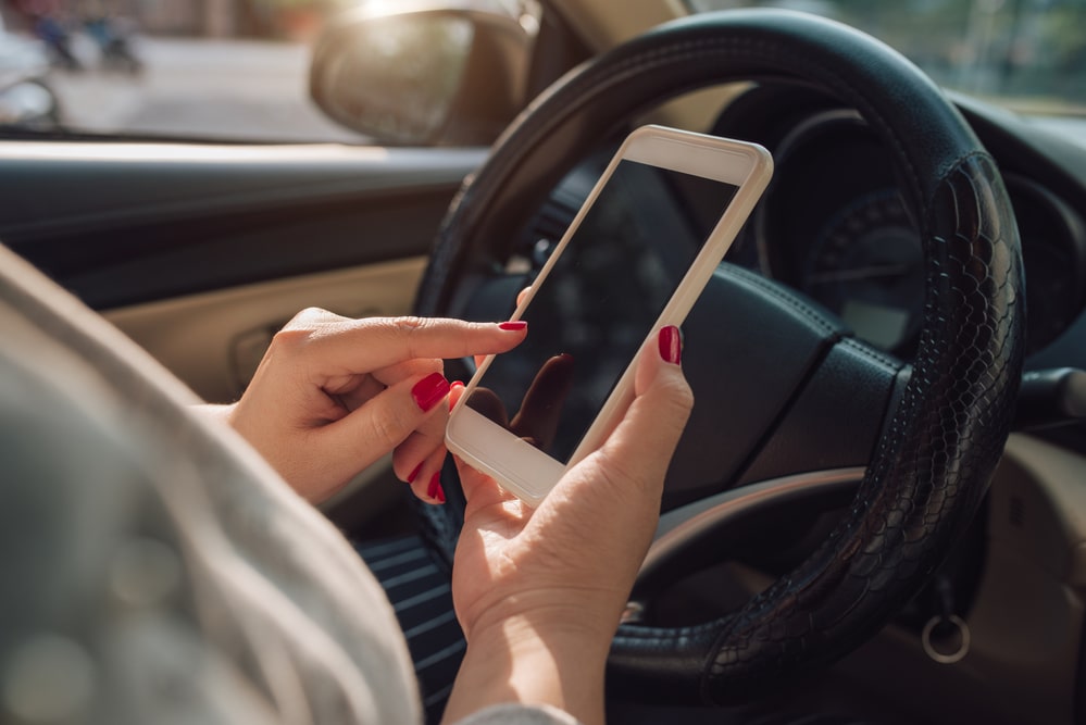 distracted driving accident lawyer Milwaukee, WI